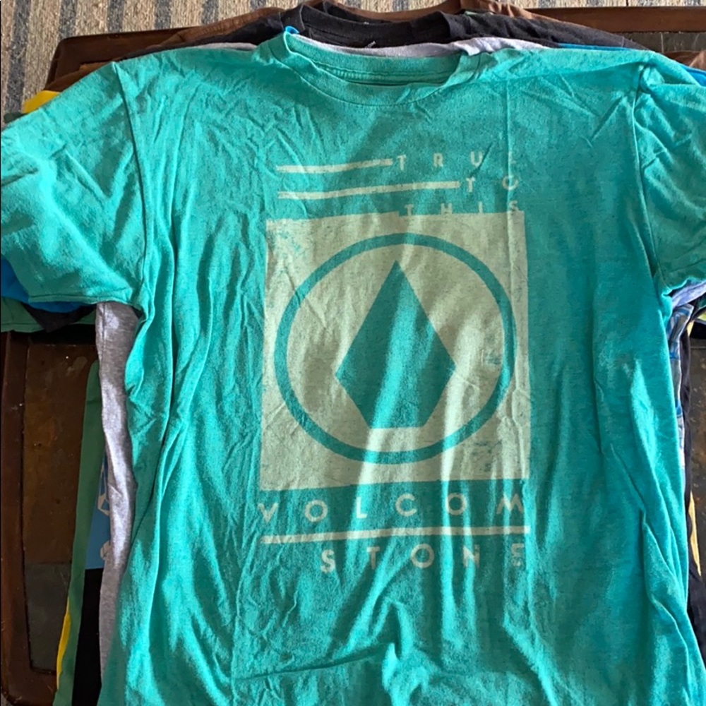 Volcom graphic t shirt